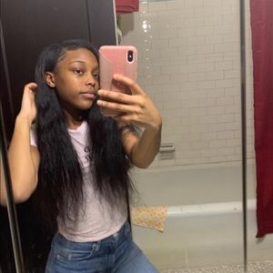 Meet your Posher, Beauty